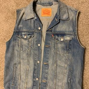 Men’s XXL Levi Jean trucker vest